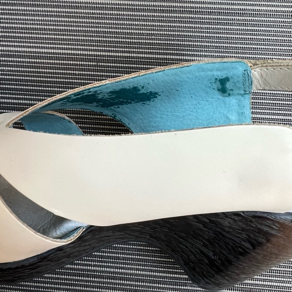 *gently used* Jambu wedge sandals (size 7.5) - Picture 11 of 12